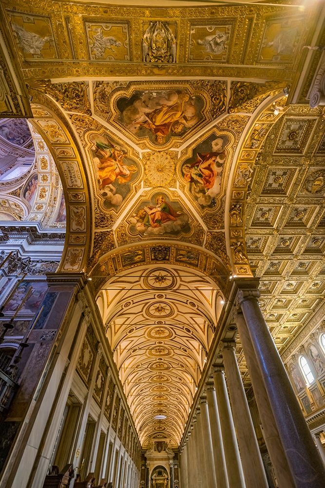 Santa Maria Maggiore-Rome-Italy Built 422-432-in honor of Virgin Mary